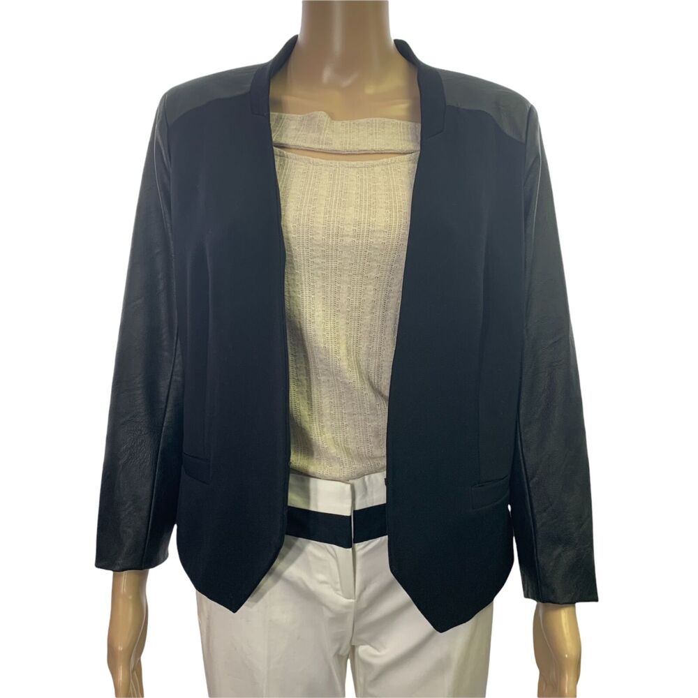 Black Rainn Womens Blazer Suit Jacket Faux Leather Black Hook Closure Medium